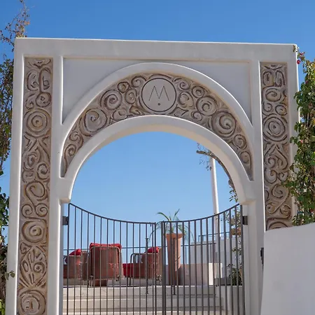 Andronis Luxury Hotel 5*