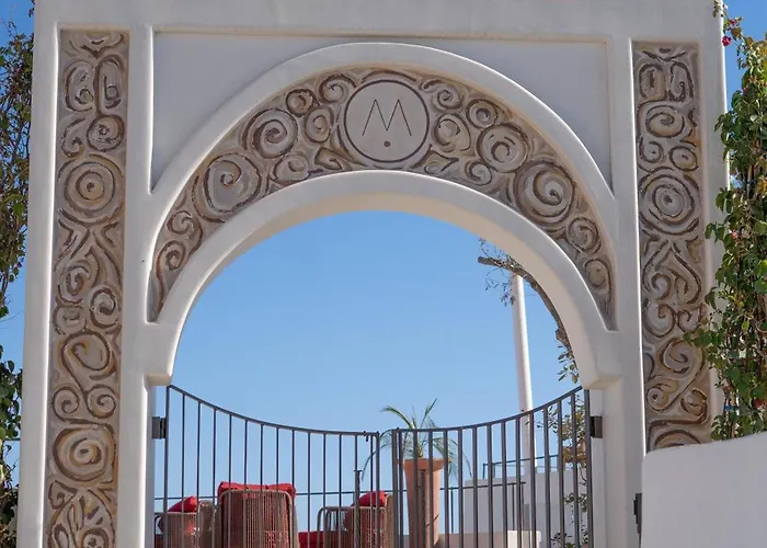 Andronis Luxury Hotel 5*