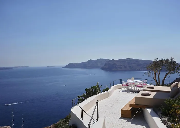 Andronis Luxury Hotel