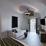 Andronis Luxury 5*